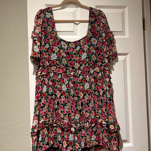 Sézane Coline Background Flowers Dress - Picture 5 of 9